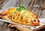 Basit ve hızlı bir balık turtası - en iyi atıştırmalık pişirme tarifleri Balık ve otlarla jöleli turta