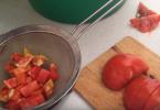 Deneyimli ev hanımları için domates müstahzarları için orijinal tarifler