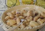 Galüşhki'den Galushki Süzme Peynirinden Ukrayna Lorda Peynir Yemek Tarifleri