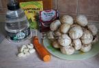 Champignon salatası “Soğan ve havuçla basit”